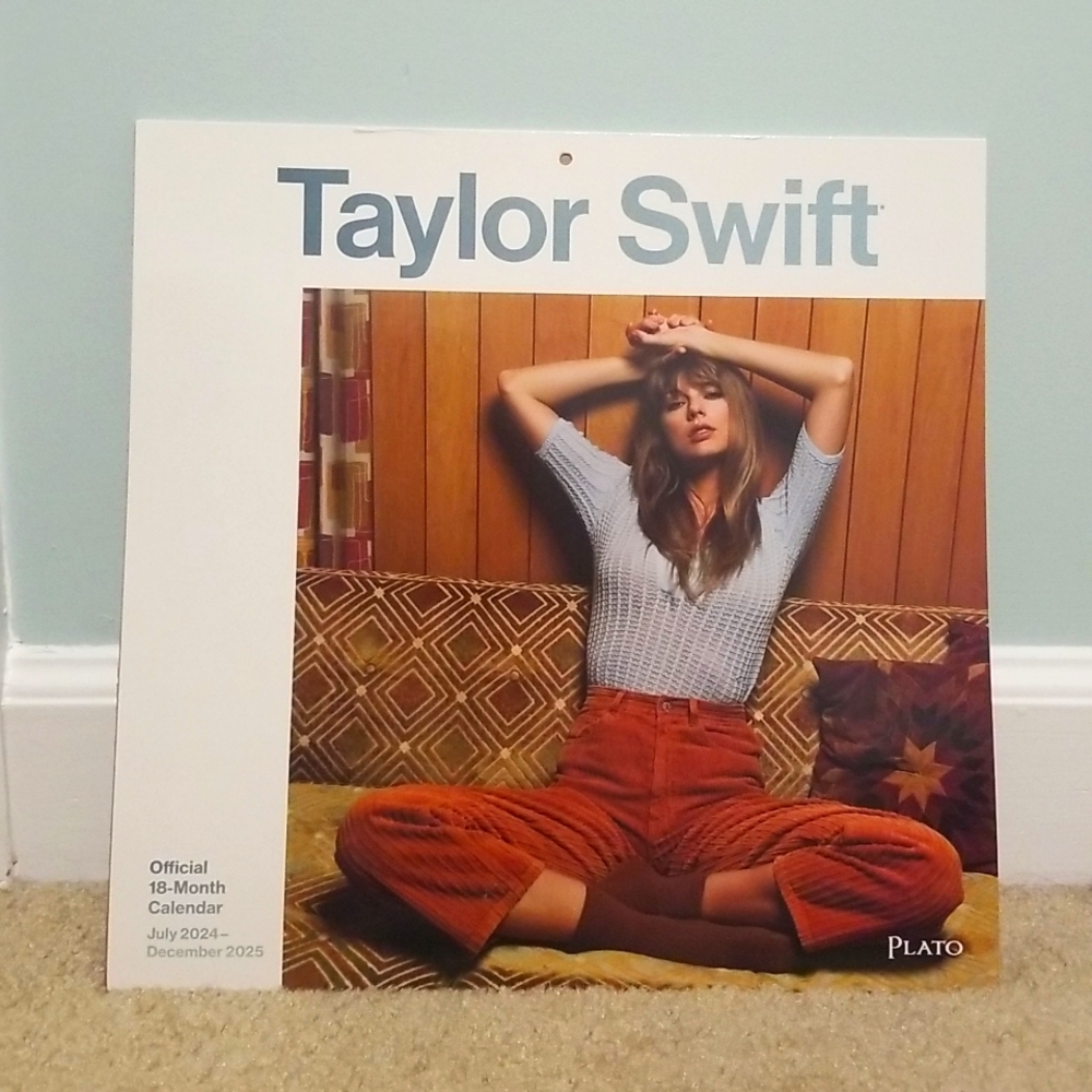 Taylor Swift 2025 18-Month Calendar